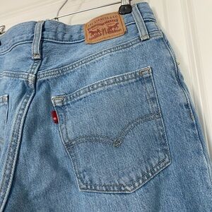 Levi's 94 Baggy Jeans